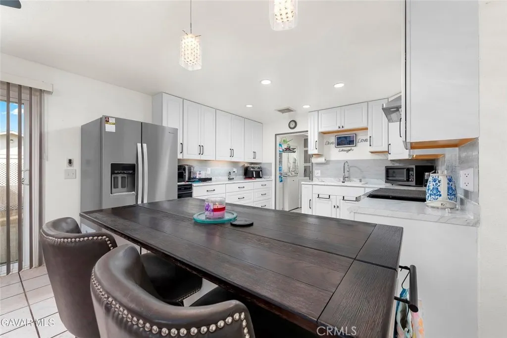 43014 7th Street E, Lancaster, California 93535 home-pic-6